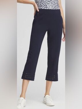 NWT Chico's Zenergy Classic Navy Blue Crop Neema Embroidered Capri Pants 2.5/L